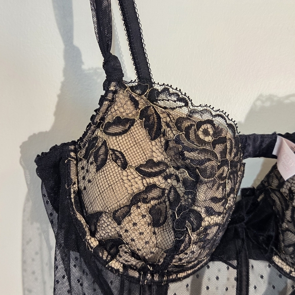 Victoria's Secret Very Sexy Babydoll 36B - Picture 3 of 9